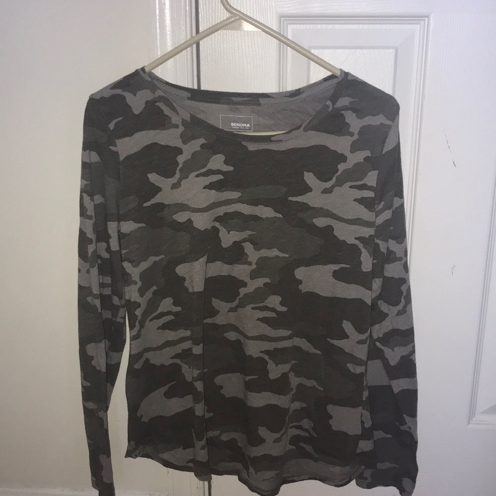 Long sleeve camo tee